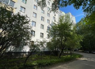 Продается двухкомнатная квартира, 45 м2, Москва, Череповецкая улица, 4, станция Лианозово