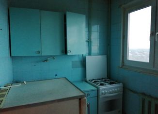 Продается 2-комнатная квартира, 45 м2, Челябинск, улица Бажова, 35, Тракторозаводский район