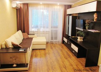 Продаю 2-ком. квартиру, 42.6 м2, Алексеевка, улица Пушкина, 45