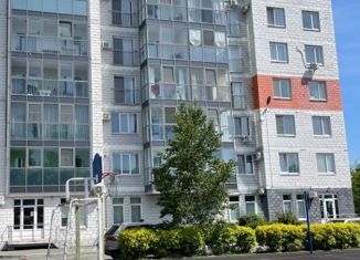 Трехкомнатная квартира на продажу, 92.2 м2, Владивосток, улица Успенского, 56Б, Советский район