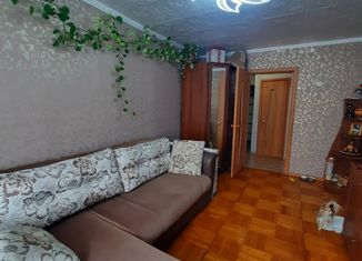Продается 2-комнатная квартира, 42 м2, Фокино, Комсомольская улица, 17