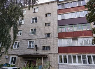 Продается 4-комнатная квартира, 76 м2, Липецкая область, Городская улица, 186