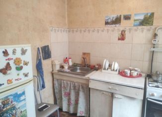 Продается 2-ком. квартира, 42.3 м2, село Култаево, Октябрьская улица, 4