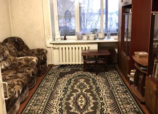 Продам 2-комнатную квартиру, 48.4 м2, Глазов, Советская улица, 36