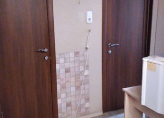 Продаю 2-ком. квартиру, 50.7 м2, Асбест, улица Пархоменко, 15