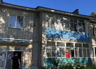 Продажа 2-ком. квартиры, 54.5 м2, Почеп, улица Строителей, 1