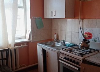 Продается двухкомнатная квартира, 42 м2, Энгельс, Нефтяная улица, 14