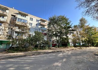 Продажа 2-ком. квартиры, 51.2 м2, Вязьма, улица Строителей, 10