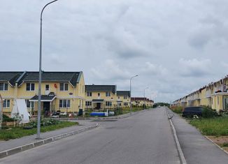 Продажа таунхауса, 80 м2, деревня Аннолово, Молодёжная улица