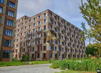 Продам 2-ком. квартиру, 80.08 м2, Санкт-Петербург, Петровский проспект, 11к3