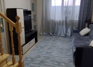 Продаю таунхаус, 76.3 м2, посёлок Индустриальный, Школьная улица, 2