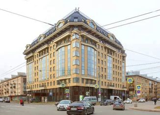 Продается 1-ком. квартира, 35 м2, Санкт-Петербург, Малый проспект Васильевского острова, 63/14, Малый проспект Васильевского острова