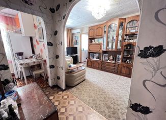 Продам 2-ком. квартиру, 42.2 м2, Артём, улица Ленина, 15