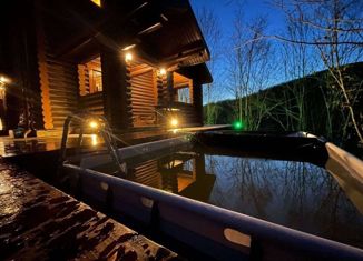 Продаю дом, 200 м2, село Хлебороб