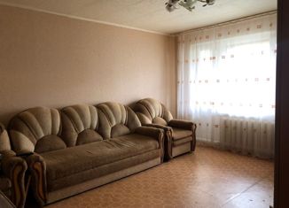 Продажа трехкомнатной квартиры, 60 м2, Елабуга, Молодёжная улица, 17