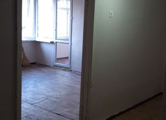 Продается 2-ком. квартира, 54 м2, Нальчик, проспект Шогенцукова, 40, район Центр