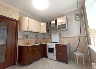 Продажа 2-комнатной квартиры, 56 м2, Ростовская область, улица Думенко, 13Д