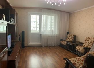 Продается трехкомнатная квартира, 68 м2, Красноярский край, Светлогорская улица, 27Г