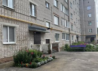 Продается 3-ком. квартира, 60 м2, Пермский край, Красная улица, 12