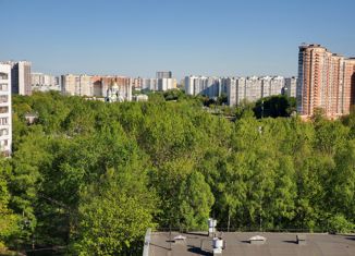 Продаю 3-ком. квартиру, 65 м2, Москва, Попутная улица, 1к2, район Солнцево