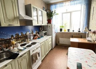 Однокомнатная квартира на продажу, 33.4 м2, Добрянка, улица Герцена, 40А