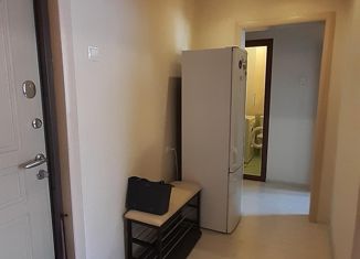 Сдам 1-комнатную квартиру, 36.1 м2, Новокузнецк, улица Тольятти, 9