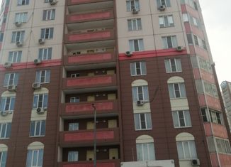 Продаю 1-ком. квартиру, 41 м2, Ростов-на-Дону, улица Скачкова, 64, ЖК Акварель