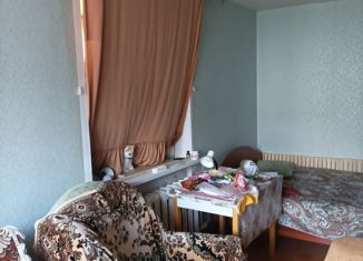 Продаю 1-комнатную квартиру, 32 м2, Елабуга, проспект Нефтяников, 80