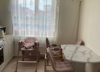 Продается 2-комнатная квартира, 42.6 м2, Самарская область, улица 70 лет Октября, 20