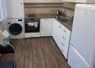 Продажа однокомнатной квартиры, 45 м2, Краснодар, улица Красных Партизан, 1/3к4, микрорайон Светлоград