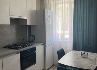 Продаю четырехкомнатную квартиру, 80 м2, Алтайский край, квартал А, 31