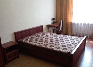 Аренда 2-ком. квартиры, 83 м2, Ессентуки, улица Орджоникидзе, 84к1