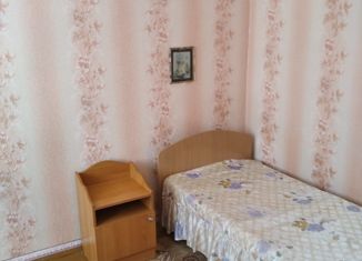 Сдам 2-комнатную квартиру, 42 м2, Рубцовск, Комсомольская улица, 143