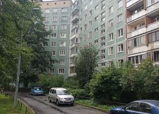 Продается 3-комнатная квартира, 58.4 м2, Санкт-Петербург, Учебный переулок, 10к2, муниципальный округ Сосновское