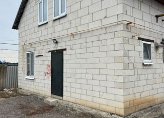 Дом на продажу, 136 м2, посёлок городского типа Чертково, улица Петровского