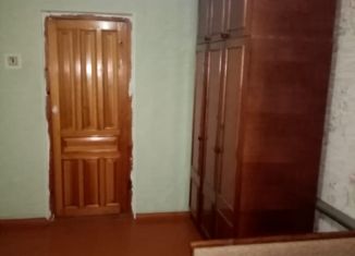 Продается двухкомнатная квартира, 55.5 м2, поселок городского типа Кугеси, Строительная улица, 34