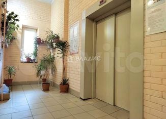 Продаю однокомнатную квартиру, 49.9 м2, Санкт-Петербург, улица Шелгунова, 9к1, улица Шелгунова