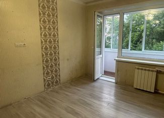 Продам трехкомнатную квартиру, 65 м2, Красноярск, улица Щорса, 56, Кировский район