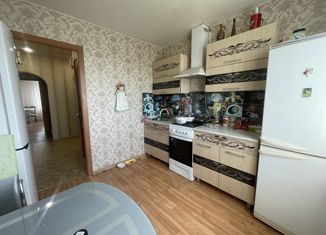 Продам 3-комнатную квартиру, 70.1 м2, Ангарск, 8-й микрорайон, 11