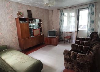 Сдается трехкомнатная квартира, 58.9 м2, посёлок городского типа Оршанка, улица Крупина, 21