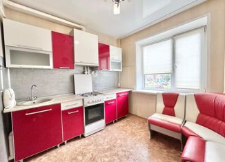 Продается 2-ком. квартира, 53.5 м2, Ярославль, улица Панина, 14