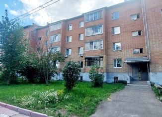 Продаю 2-ком. квартиру, 46 м2, Москва, деревня Яковлевское, 123