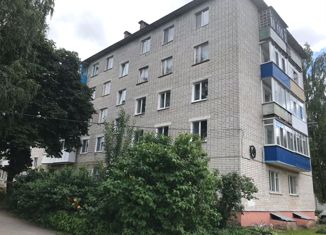 Продаю трехкомнатную квартиру, 59 м2, Трубчевск, Севская улица, 12