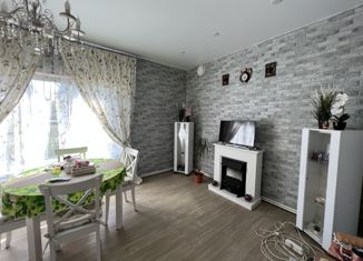 Продаю дом, 90 м2, деревня Калиновка, Центральная улица, 17