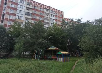 Продаю 1-ком. квартиру, 37 м2, Омск, улица Гуртьева, 33, Ленинский округ