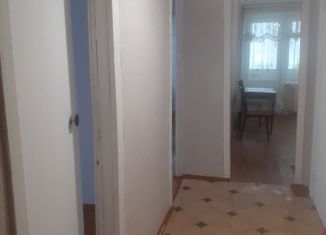 Продается двухкомнатная квартира, 43.6 м2, рабочий посёлок Локоть, улица Дзержинского, 10