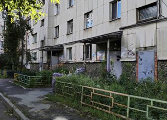 Продажа четырехкомнатной квартиры, 88 м2, Екатеринбург, метро Уральская, Техническая улица, 80