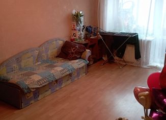 Сдаю 2-комнатную квартиру, 45 м2, Свердловская область, улица Октябрьской Революции, 1