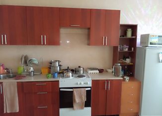 3-ком. квартира на продажу, 56 м2, посёлок городского типа Тугулым, Октябрьская улица, 11