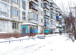 Продаю 1-ком. квартиру, 36 м2, Копейск, улица Петра Томилова, 19